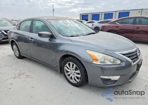 2015 Nissan Altima 2.5 from USA, damaged, VIN 1N4AL3AP6FC296681